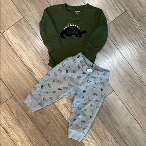 🌟5/$25🌟 Carters Long sleeve Dinosaur outfit